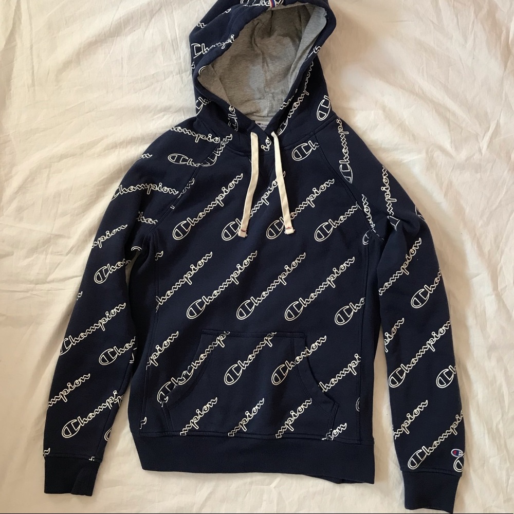 Navy Blue Champion Sweatshirt
